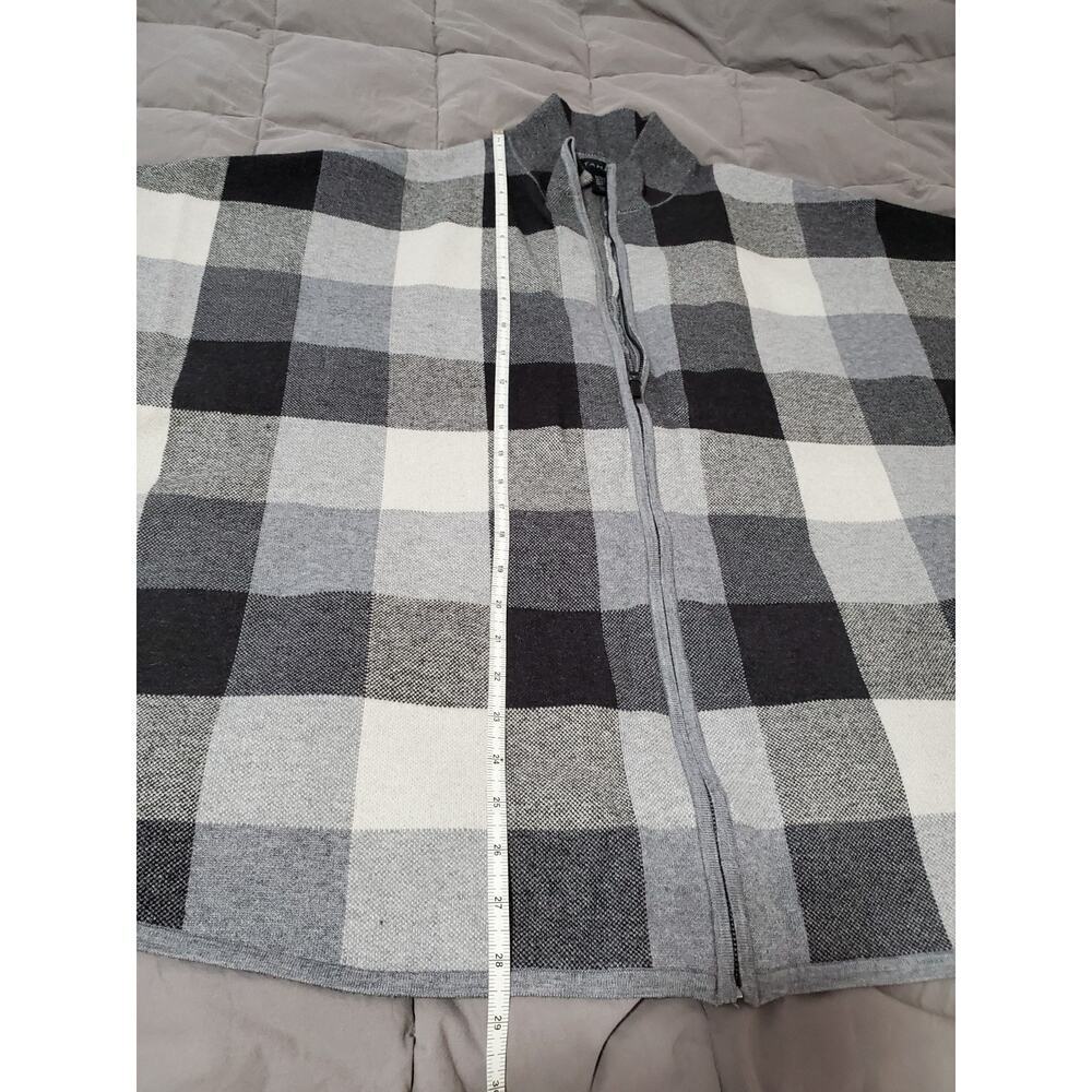 Tahari Women’s Plaid Sweater Jacket Size XL Gray Zip Front Rayon Blend - Picture 6 of 16